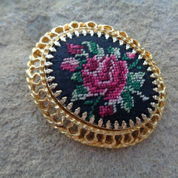 Unique style vintage brooch pin - Picture 4 of 8